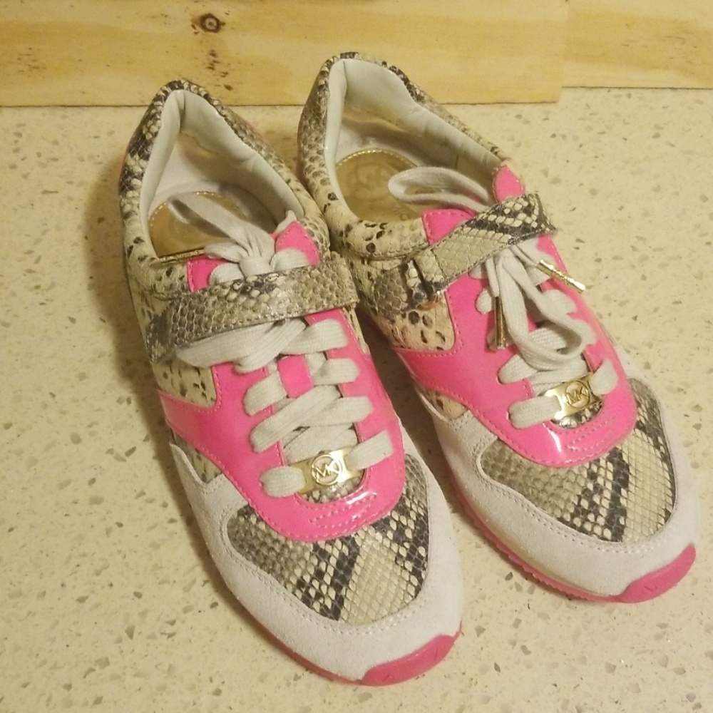 Micheal Kors sneakers